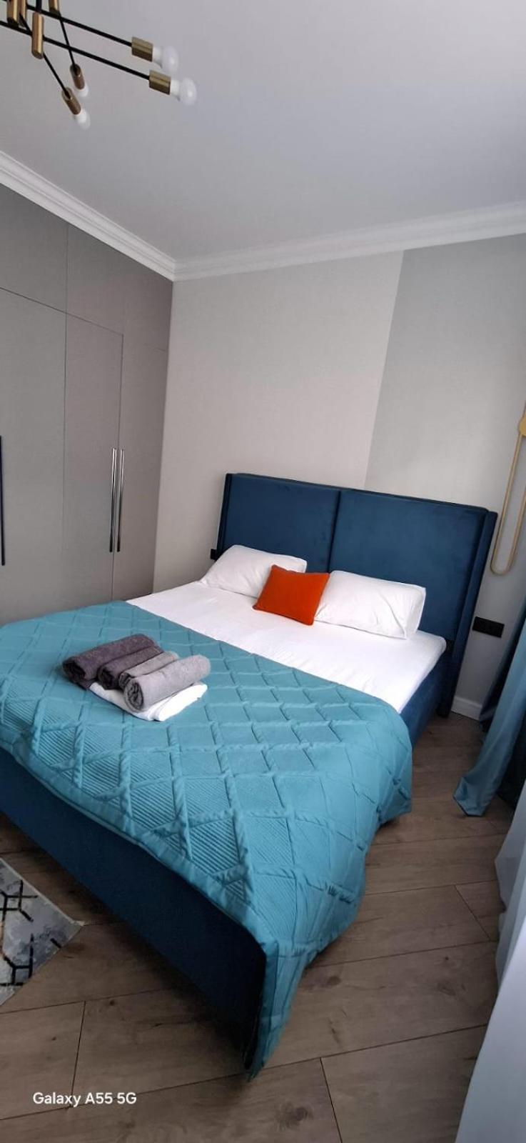 Apartment 2 комнатные жк сезiм кала